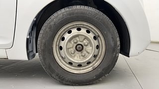 Used 2017 Hyundai Eon [2011-2018] D-Lite+ Petrol Manual tyres RIGHT FRONT TYRE RIM VIEW