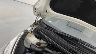 Used 2018 Hyundai Grand i10 [2017-2020] Sportz 1.2 CRDi Diesel Manual engine ENGINE RIGHT SIDE HINGE & APRON VIEW