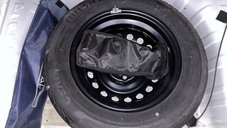 Used 2021 Renault Kwid 1.0L RXT (O) AMT SCE Petrol Automatic tyres SPARE TYRE VIEW