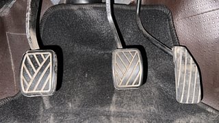 Used 2012 Maruti Suzuki Wagon R 1.0 [2010-2019] VXi Petrol Manual interior PEDALS VIEW