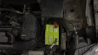 Used 2019 Renault Kwid [2015-2019] 1.0 RXT AMT Petrol Automatic engine ENGINE LEFT SIDE VIEW