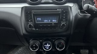 Used 2019 Maruti Suzuki Swift [2017-2021] ZXi AMT Petrol Automatic interior MUSIC SYSTEM & AC CONTROL VIEW