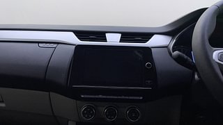 Used 2020 Renault Triber RXZ AMT Petrol Automatic top_features Integrated (in-dash) music system