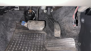 Used 2018 Maruti Suzuki Alto K10 [2014-2019] VXI AMT (O) Petrol Automatic interior PEDALS VIEW