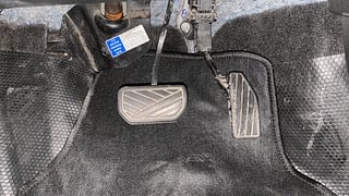Used 2016 Maruti Suzuki Baleno [2015-2019] Delta AT Petrol Petrol Automatic interior PEDALS VIEW