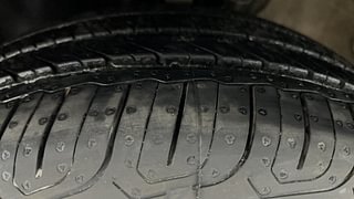 Used 2020 Volkswagen Vento Highline 1.0L TSI Petrol Manual tyres LEFT FRONT TYRE TREAD VIEW