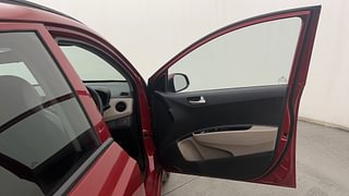 Used 2018 Hyundai Grand i10 [2017-2020] Sportz 1.2 Kappa VTVT Petrol Manual interior RIGHT FRONT DOOR OPEN VIEW
