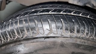 Used 2014 Hyundai i10 magna 1.1 Petrol Manual tyres LEFT FRONT TYRE TREAD VIEW