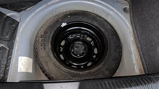 Used 2014 Volkswagen Polo [2010-2014] Highline1.2L (P) Petrol Manual tyres SPARE TYRE VIEW