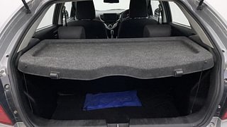 Used 2016 Maruti Suzuki Baleno [2015-2019] Delta AT Petrol Petrol Automatic interior DICKY INSIDE VIEW