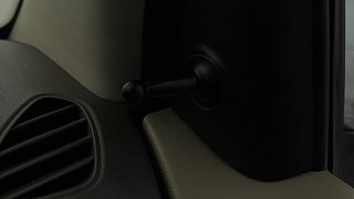Used 2014 Hyundai i10 magna 1.1 Petrol Manual top_features Central locking