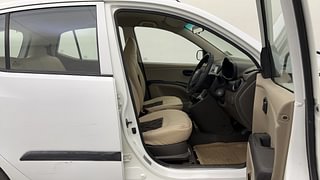 Used 2012 Hyundai i10 [2010-2016] Era Petrol Petrol Manual interior RIGHT SIDE FRONT DOOR CABIN VIEW