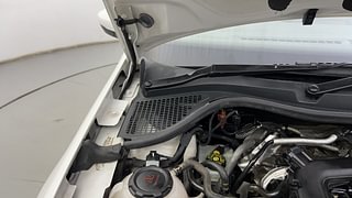 Used 2020 Volkswagen Vento Highline 1.0L TSI Petrol Manual engine ENGINE RIGHT SIDE HINGE & APRON VIEW