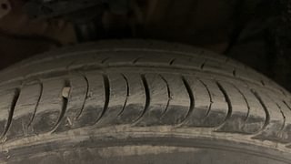 Used 2021 Kia Seltos HTK G Petrol Manual tyres RIGHT FRONT TYRE TREAD VIEW