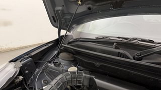 Used 2021 Maruti Suzuki Baleno [2019-2022] Zeta AT Petrol Petrol Automatic engine ENGINE RIGHT SIDE HINGE & APRON VIEW