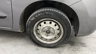 Used 2012 Maruti Suzuki Wagon R 1.0 [2010-2013] LXi CNG Petrol+cng Manual tyres RIGHT FRONT TYRE RIM VIEW