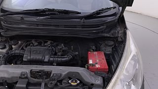 Used 2014 Hyundai Eon [2011-2018] Era Petrol Manual engine ENGINE LEFT SIDE HINGE & APRON VIEW