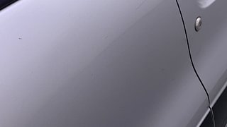 Used 2016 Renault Kwid [2015-2019] RXL Petrol Manual dents MINOR SCRATCH