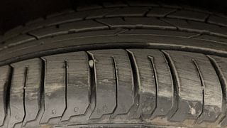 Used 2021 Hyundai i20 N Line N8 1.0 Turbo DCT Dual Tone Petrol Automatic tyres RIGHT FRONT TYRE TREAD VIEW