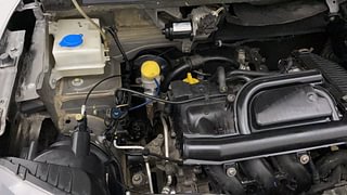 Used 2018 Renault Kwid [2015-2019] RXT Opt Petrol Manual engine ENGINE RIGHT SIDE VIEW