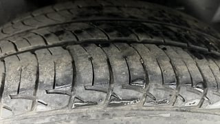 Used 2020 Volkswagen Vento Highline 1.0L TSI Petrol Manual tyres RIGHT REAR TYRE TREAD VIEW