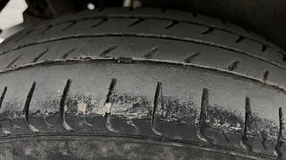 Used 2012 Maruti Suzuki Wagon R 1.0 [2010-2013] LXi CNG Petrol+cng Manual tyres RIGHT REAR TYRE TREAD VIEW