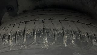 Used 2011 Hyundai Verna [2011-2015] Fluidic 1.6 VTVT SX Opt AT Petrol Automatic tyres RIGHT REAR TYRE TREAD VIEW