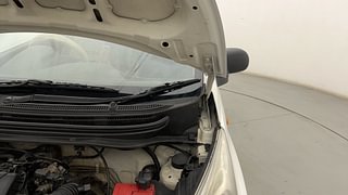 Used 2017 Hyundai Eon [2011-2018] Magna + Petrol Manual engine ENGINE LEFT SIDE HINGE & APRON VIEW