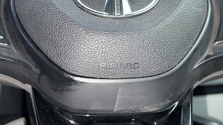 Used 2020 Tata Tiago Revotron XZA AMT Petrol Automatic top_features Airbags