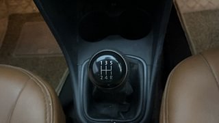 Used 2020 Volkswagen Polo [2018-2022] Comfortline 1.0L (P) Petrol Manual interior GEAR  KNOB VIEW