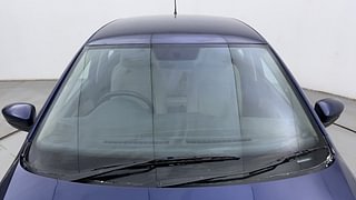 Used 2014 Volkswagen Polo [2010-2014] Highline1.2L (P) Petrol Manual exterior FRONT WINDSHIELD VIEW
