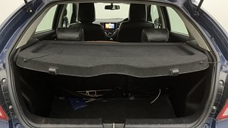 Used 2021 Maruti Suzuki Baleno [2019-2022] Zeta AT Petrol Petrol Automatic interior DICKY INSIDE VIEW