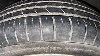Used 2019 Maruti Suzuki Swift [2017-2021] ZXi AMT Petrol Automatic tyres LEFT REAR TYRE TREAD VIEW