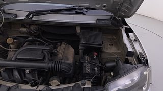 Used 2016 Renault Kwid [2015-2019] RXL Petrol Manual engine ENGINE LEFT SIDE HINGE & APRON VIEW