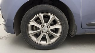 Used 2016 Hyundai Grand i10 [2013-2017] Asta (O) AT 1.2 kappa VTVT Petrol Automatic tyres LEFT FRONT TYRE RIM VIEW