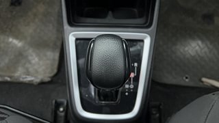 Used 2019 Maruti Suzuki Swift [2017-2021] ZXi AMT Petrol Automatic interior GEAR  KNOB VIEW