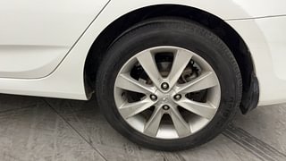 Used 2011 Hyundai Verna [2011-2015] Fluidic 1.6 VTVT SX Opt AT Petrol Automatic tyres LEFT REAR TYRE RIM VIEW