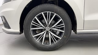 Used 2020 Volkswagen Vento Highline 1.0L TSI Petrol Manual tyres LEFT FRONT TYRE RIM VIEW