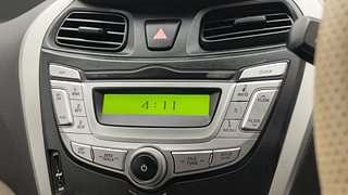 Used 2017 Hyundai Eon [2011-2018] Magna + Petrol Manual top_features Integrated (in-dash) music system