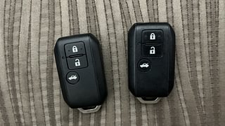 Used 2017 Maruti Suzuki Dzire [2017-2020] ZXi Plus Petrol Manual extra CAR KEY VIEW