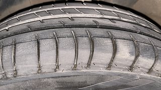 Used 2016 Renault Kwid [2015-2019] RXL Petrol Manual tyres LEFT FRONT TYRE TREAD VIEW