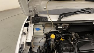 Used 2017 Renault Kwid [2017-2019] RXT 1.0 SCE Special Petrol Manual engine ENGINE RIGHT SIDE HINGE & APRON VIEW