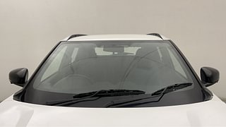 Used 2023 Nissan Magnite XV Premium Turbo (O) Petrol Manual exterior FRONT WINDSHIELD VIEW