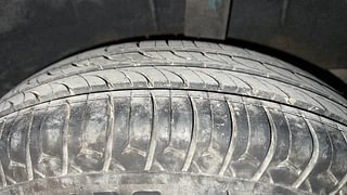 Used 2021 renault Kwid 1.0 RXT Opt Petrol Manual tyres LEFT REAR TYRE TREAD VIEW