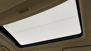 Used 2017 Honda City [2017-2020] ZX CVT Petrol Automatic top_features Sunroof