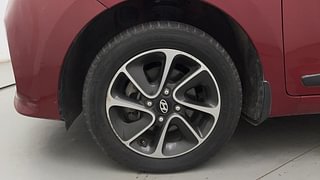 Used 2017 Hyundai Grand i10 [2017-2020] Sportz (O) AT 1.2 Kappa VTVT Petrol Automatic tyres LEFT FRONT TYRE RIM VIEW