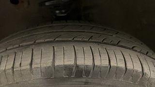Used 2010 Maruti Suzuki Wagon R 1.0 [2010-2019] VXi Petrol Manual tyres LEFT FRONT TYRE TREAD VIEW