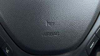 Used 2017 Hyundai Grand i10 [2017-2020] Sportz (O) AT 1.2 Kappa VTVT Petrol Automatic top_features Airbags