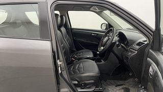 Used 2015 Maruti Suzuki Swift [2011-2017] ZXi Petrol Manual interior RIGHT SIDE FRONT DOOR CABIN VIEW