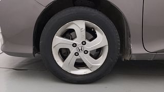 Used 2014 Honda City [2014-2017] VX Diesel Diesel Manual tyres LEFT FRONT TYRE RIM VIEW
